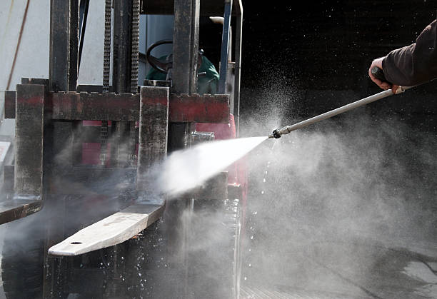 Professional Pressure Washing Services in Sophia, WV